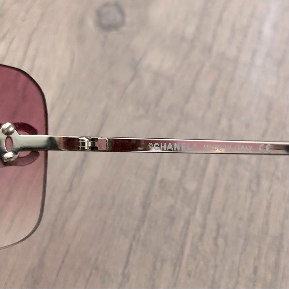 Authentic Vintage Chanel Sunglasses - Picture 7 of 9